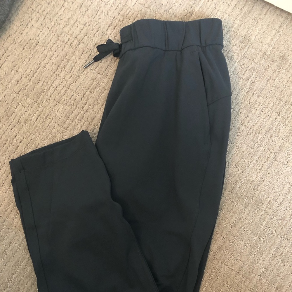 Lululemon On the Fly 7/8 luxtreme MELANITE